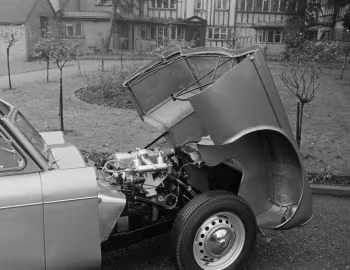 Sob o capô MG TD Jacobs Special '1953