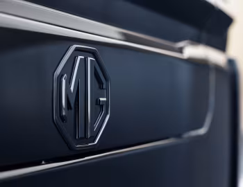 Logotipo MGU9 "Black Edition" [Australia] '2026