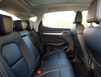 Interior MG ZS EV [UK-spec] '2021–pr.