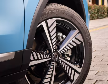 MG ZS EV [UK-spec] (ZS11) '2019–21