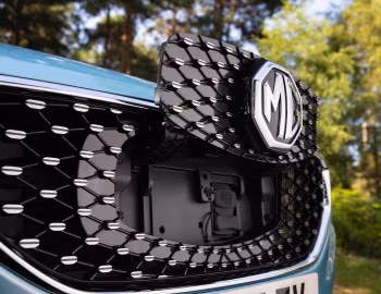 MG ZS EV [UK-spec] (ZS11) '2019–21