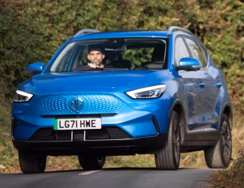 MG ZS EV [UK-spec] '2021–pr.