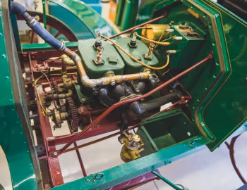 Sob o capô 1908 Mier Model A Runabout