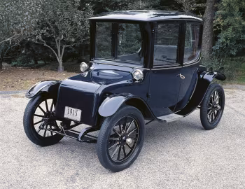 1915 Milburn Electric Light Coupe