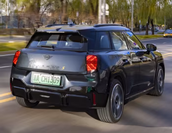 MINI Aceman SE John Cooper Works Package [China] (J05) '2024–н.в.