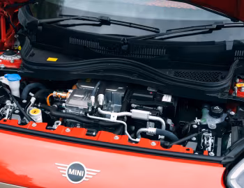 Під капотом MINI Aceman SE [Japan] (J05) '2024–н.ч.