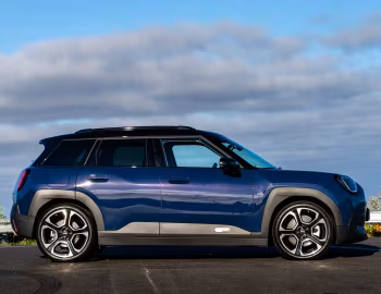 MINI Aceman SE [Australia] (J05) '2025–pr.