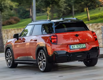 MINI Aceman SE John Cooper Works Package [Worldwide] (J05) '2024–pr.