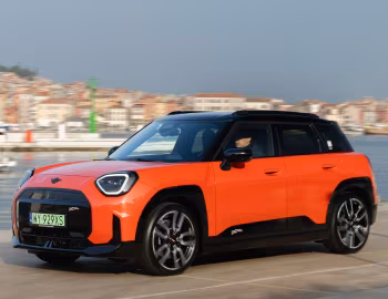MINI Aceman SE John Cooper Works Package [Worldwide] (J05) '2024–pr.