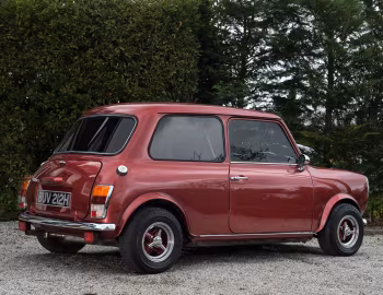 Wood & Pickett Magrave Mini Saloon '1970