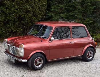 Wood & Pickett Magrave Mini Saloon '1970