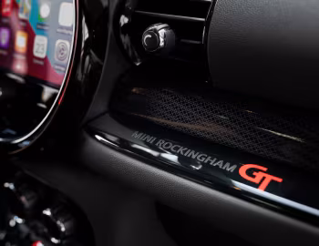 Інтер'єр MINI John Cooper Works Clubman "Rockingham GT" [Italy] (F54) '2021