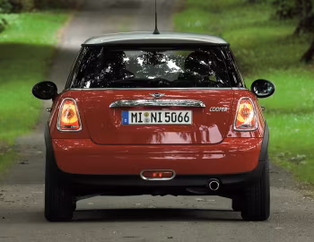 Mini Cooper [Worldwide] (R56) '09.2006–10