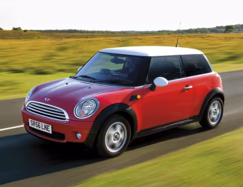 Mini Cooper [UK-spec] (R56) '2006–10