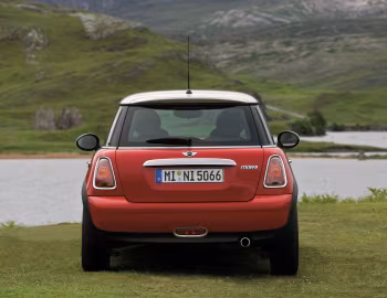 Mini Cooper [Worldwide] (R56) '09.2006–10