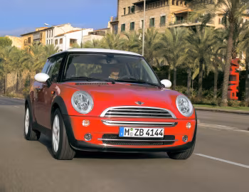 MINI Cooper [Worldwide] (R50) '2004–06