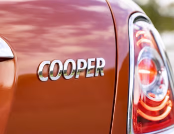 Mini Cooper [Worldwide] (R56) '2010–14