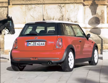 MINI Cooper [Worldwide] (R50) '2004–06
