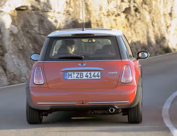 MINI Cooper [Worldwide] (R50) '2004–06