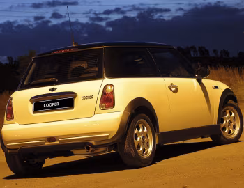 Mini Cooper [South Africa] (R50) '2004–06