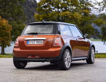 Mini Cooper [Worldwide] (R56) '2010–14