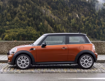 Mini Cooper [Worldwide] (R56) '2010–14