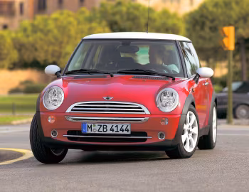 MINI Cooper [Worldwide] (R50) '2004–06