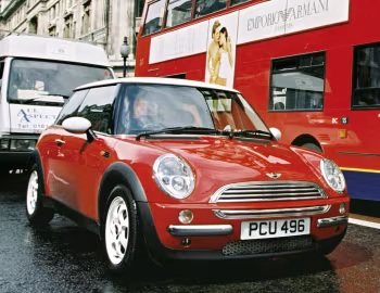 MINI Cooper [UK-spec] (R50) '2001–04