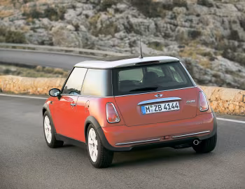 MINI Cooper [Worldwide] (R50) '2004–06