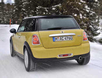 Mini Cooper [Worldwide] (R56) '2010–14