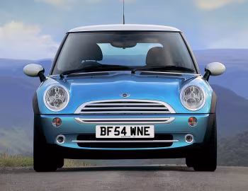 MINI Cooper [UK-spec] (R50) '2004–06