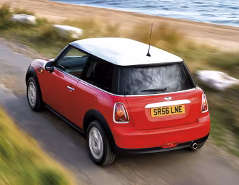 Mini Cooper [UK-spec] (R56) '2006–10