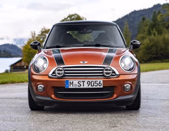 Mini Cooper [Worldwide] (R56) '2010–14