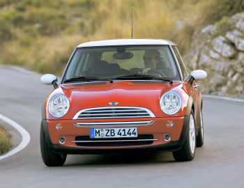 MINI Cooper [Worldwide] (R50) '2004–06