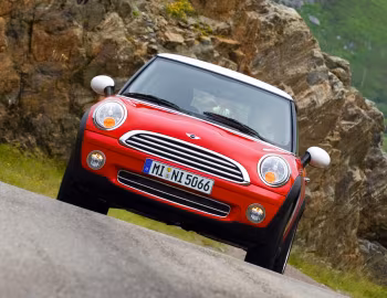 Mini Cooper [Worldwide] (R56) '09.2006–10
