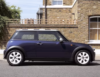 MINI Cooper [UK-spec] (R50) '2004–06
