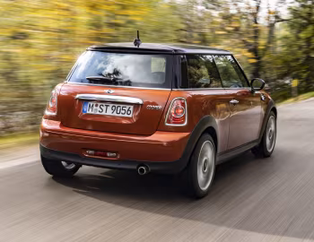 Mini Cooper [Worldwide] (R56) '2010–14