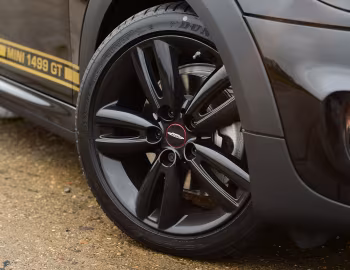 MINI 1499 GT [UK-spec] (F56) '11.2017–02.2018
