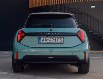 MINI Cooper C Classic Trim [Worldwide] (F66) '2024–н.ч.