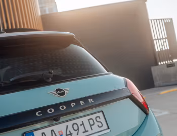 MINI Cooper C Classic Trim [Worldwide] (F66) '2024–н.ч.
