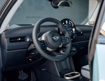 Передня панель MINI Cooper C Classic Trim [Worldwide] (F66) '2024–н.ч.