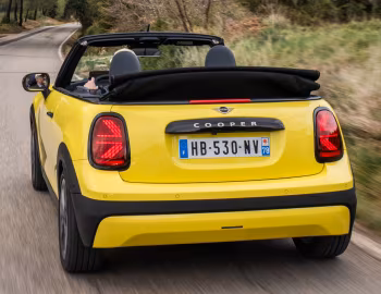 MINI Cooper C Cabrio Classic Trim [Worldwide] (F66) '2024–pr.