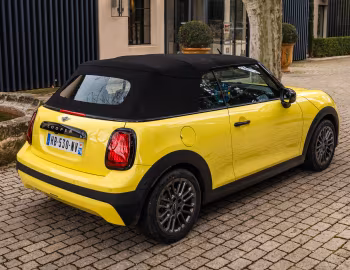 MINI Cooper C Cabrio Classic Trim [Worldwide] (F66) '2024–pr.