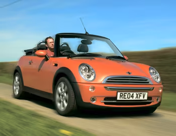 Mini Cooper Cabrio [UK-spec] (R52) '2004–08
