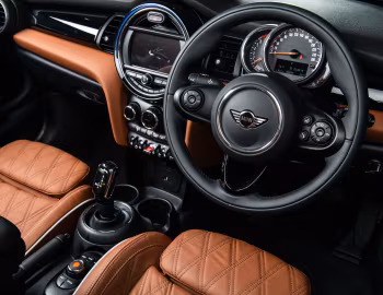 Інтер'єр MINI Cooper Cabrio [Singapore] (F57) '2018–21