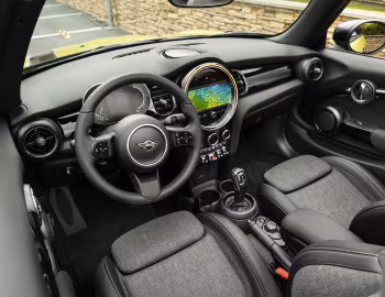 Передня панель MINI Cooper Cabrio [Worldwide] (F57) '2021–н.ч.