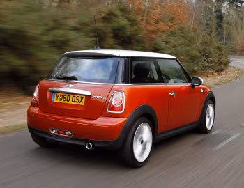 Mini Cooper D [UK-spec] (R56) '2010–14