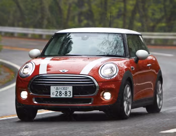 Mini Cooper [Japan] (F56) '04.2014–18