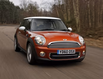 Mini Cooper D [UK-spec] (R56) '2010–14