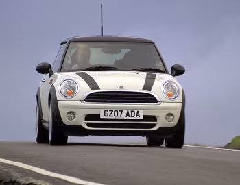 Mini Cooper D [UK-spec] (R56) '2007–10